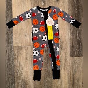 NWT Snuggle Bums Bamboo Zippy (SLEEP)